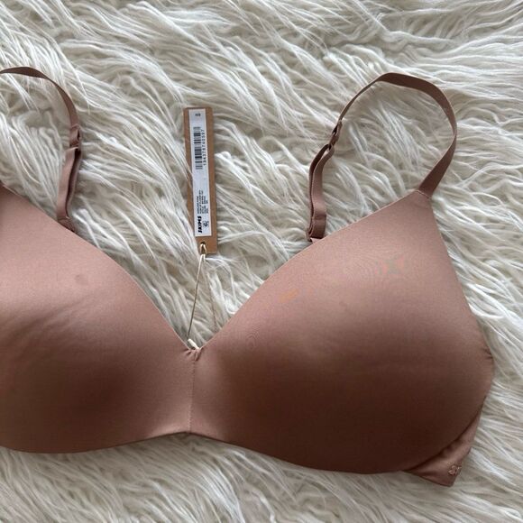 Skims Wireless Form Pushup Plunge Bra Sienna Size 36C - Picture 5 of 8